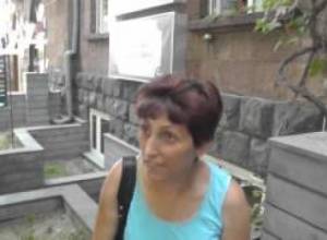 «հինգ հոգով մեկին բռնում էին, մեկն էլ բոքսով խփում գլխին»