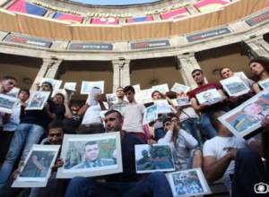 “We will sit wherever we want”: protesters opened the street