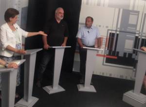 Թեժ բանավեճ. Ում «հագով է կարված» նոր սահմանադրությունը