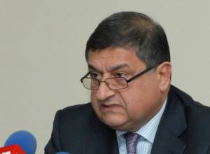 Post Scriptum to host Gagik Jhangiryan