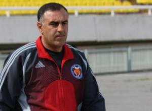 “Mika” has new Head Coach