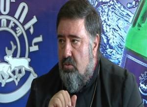 «Հաշար Հյուսունին քրիստոնյա ենք դարձնո՞ւմ»