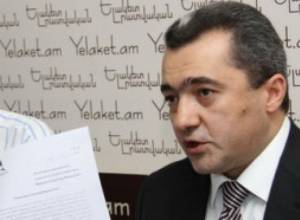 «Էյր Արմենիա»-ի տնօրենը ընդունել է մեկնված ձեռքը