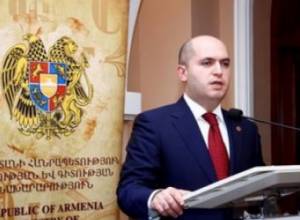 9-րդ դասարանցիների թիվը կրկնակի քիչ է. ուսուցիչներ կկրճատվեն