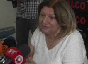 "Министр - гражданин, и сам решает, в каком учебном заведении будут учиться его дети"