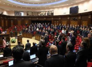 Watch NA sitting live at 12.00