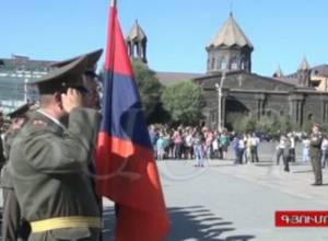 Գյումրիում տոնակատարությունը մեկնարկել է զինվորական նվագախմբի ելույթով