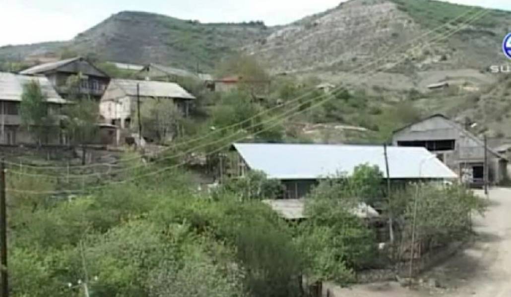 c99fb5a1da8d8077aeddf3d82ec6de34