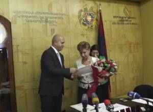 «Այս օրերին իմ շատ գործընկերներ նախանձում են ինձ». Արմեն Աշոտյան