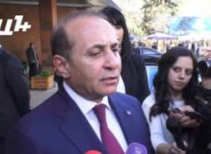Hovik Abrahamyan says he does not have problems with Ara Abrahamyan