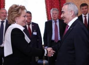 Galust Sahakyan meets with Valentina Matvienko