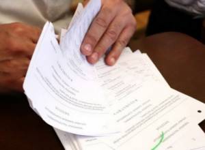 Lawmaker: Control of electoral lists is left on observers and proxies