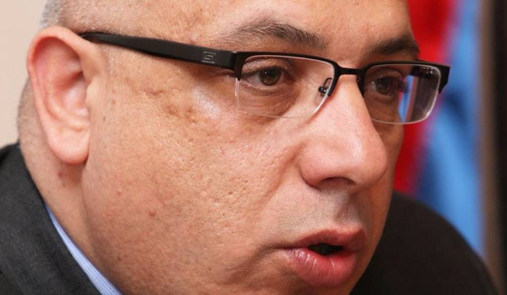 98d174ee2e235182ccda55a66a56b880