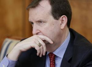 Посол США встретился с общиной ЛГБТ и выразил беспокойство