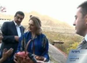 Այո-ն եւ Ոչ-ը. Թեյախմություն Մեղրիում