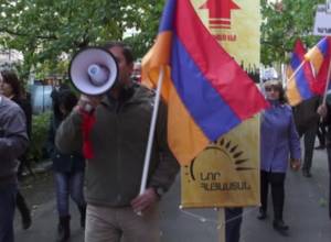 Joint opposition headquarters holds awareness march in Yerevan
