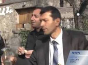 Այո-ի եւ Ոչ-ի արանքում