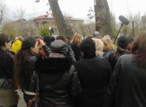 Teachers brought to meeting of “Yes and No” in Gyumri