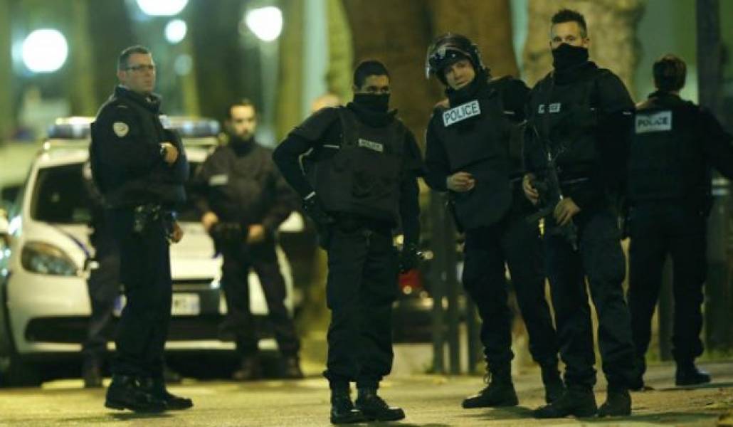 151118053436_paris_operation_624x351_reuters_nocredit