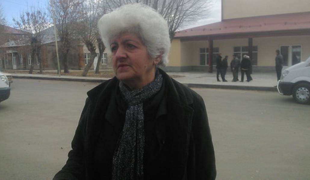 տատ
