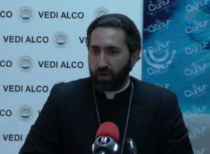 Քահանան՝ նոր Սահմանադրությամբ երեխայի ու ծնողի հարաբերության մասին
