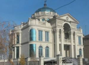 Mansion of Air Armenia Company owner pledged to bank