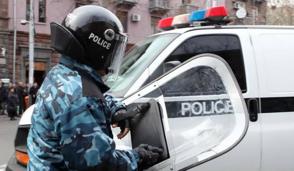 61c5f6ea809c2c39f693d20a3cb2ad57