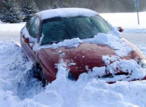 Vehicles get stuck in the snow