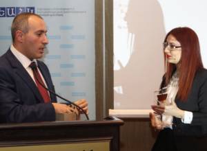 Призы борцам против коррупции