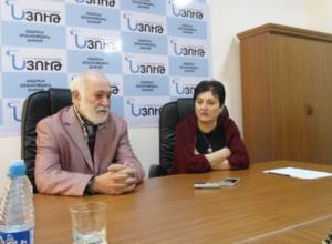 «Դաժան բան է, երբ դիմացդ սպիտակ թուղթն է, եւ դու պետք է լցնես այն»
