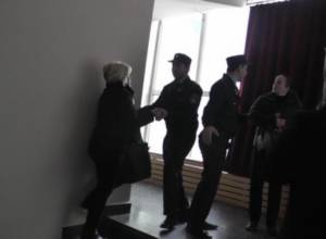 Parents of killed soldiers looking for judge