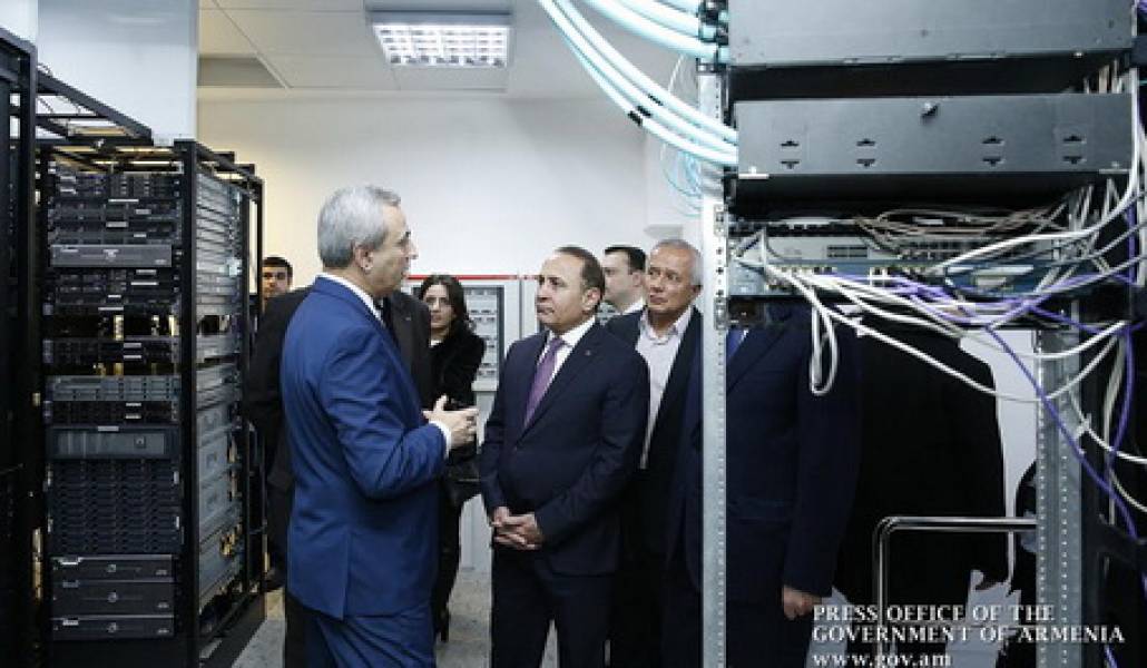 սինոփսիս