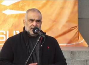 New Armenia starts discussion at Liberty Square