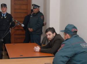 Հայկ Կյուրեղյանը դադարեցրել է հացադուլը և ջրադուլը