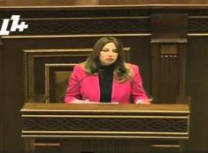 Զարուհի Փոստանջյանի ելույթը