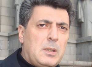 Որդին՝ Կարեն Դեմիրճյանի արձանի մասին