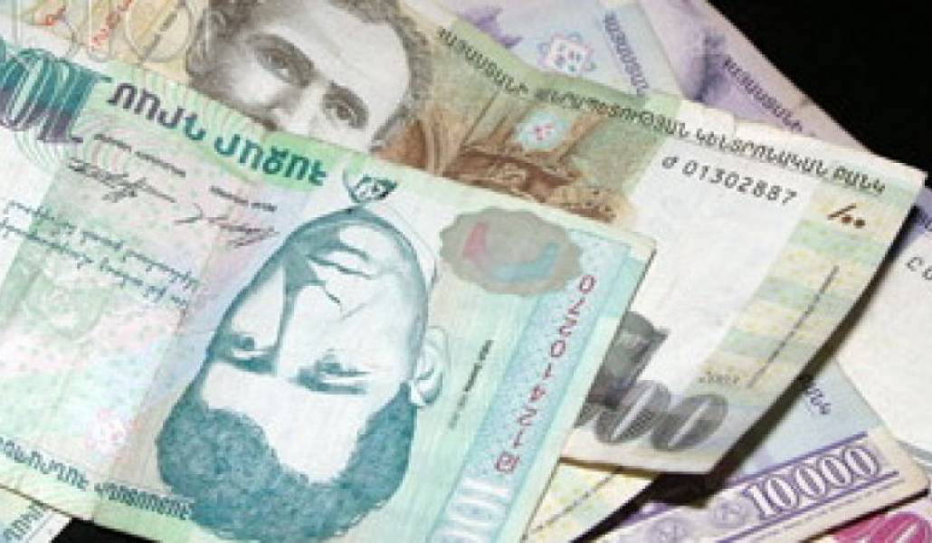 e8777d38c3988c8a7d18898281581743