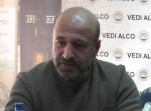 Փետրվարի 23-ը մերը չէ. Վովա Վարդանով