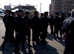 Сотрудники ярмарки «Малатия» перекрыли улицу