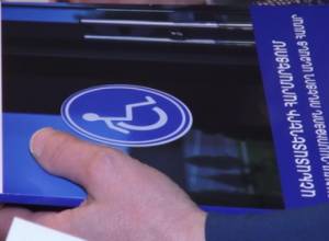 «Среда недоступна для людей с инвалидностью»: Министр