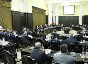 Privilege to “Ucom”, universities to remain politicized