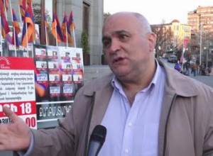 «Унесите квадратный, принесите круглый»: полицейский – участникам сидячей забастовки