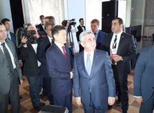 Սերժ Սարգսյանը Մոսկվայում ընդունեց շախմատիստներին