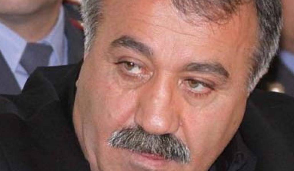 d49bae6a403677b366cc371d35858e27