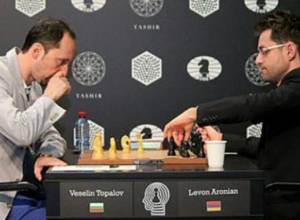 Լեւոն Արոնյանը ոչ-ոքի խաղաց Վեսելին Թոփալովի հետ 