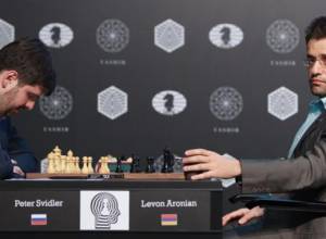 Լեւոն Արոնյանը շարունակում է նահանջը