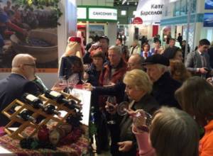 Азербайджанцам не удалось демонтировать арцахский павильон