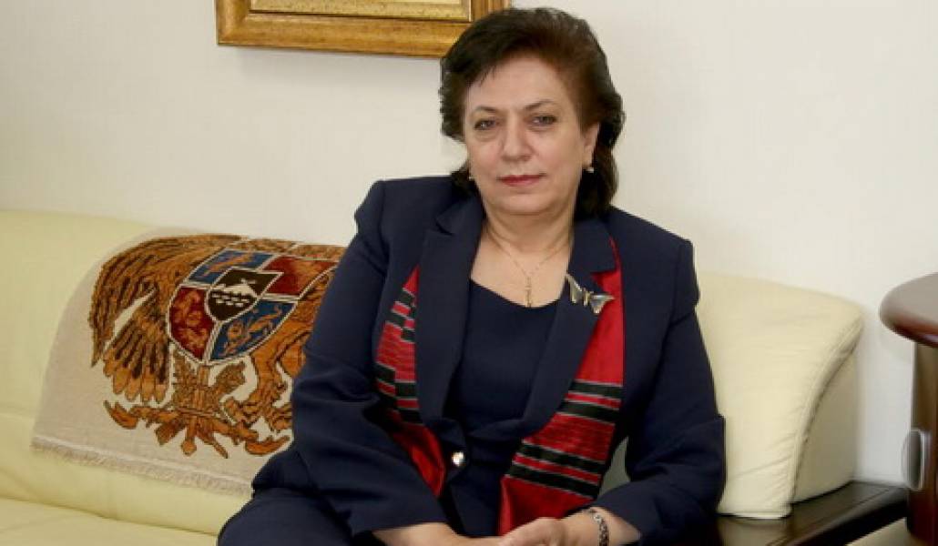 cb515abc-e6e3-41c0-9c8d-7d4b55dffdfc