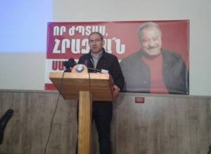 Nikol Pashinyan to meet Vladimir Gasparyan to discuss cases of bribery in Hrazdan city