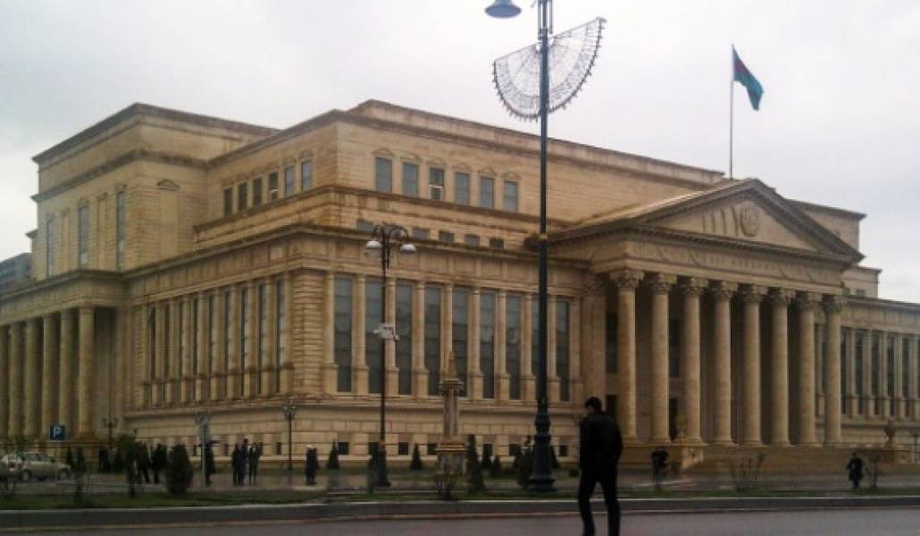 azerbaijan-court-aziz_karimov